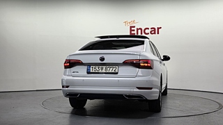 VOLKSWAGEN JETTA 2020