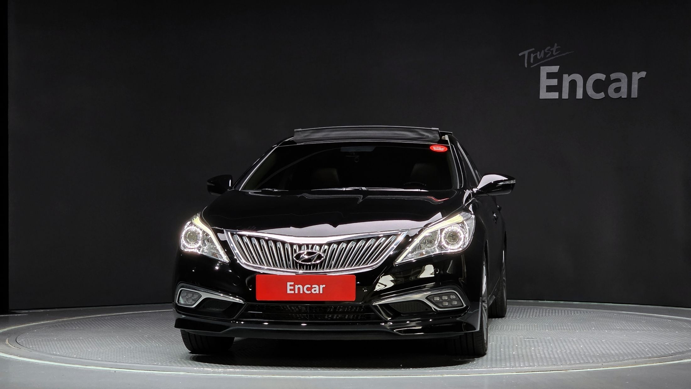 HYUNDAI GRANDEUR HG 2016