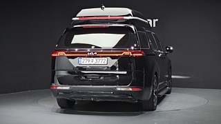 KIA CARNIVAL 2023