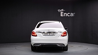 MERCEDES BENZ C-CLASS W205 2019