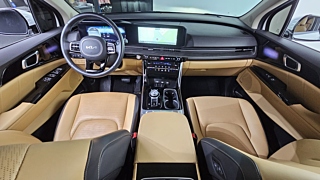 KIA CARNIVAL 2023