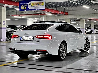 AUDI A5 F5 2023