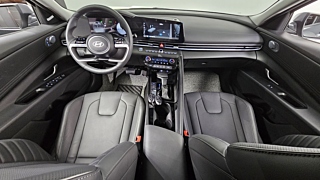HYUNDAI AVANTE CN7  1.6 2025