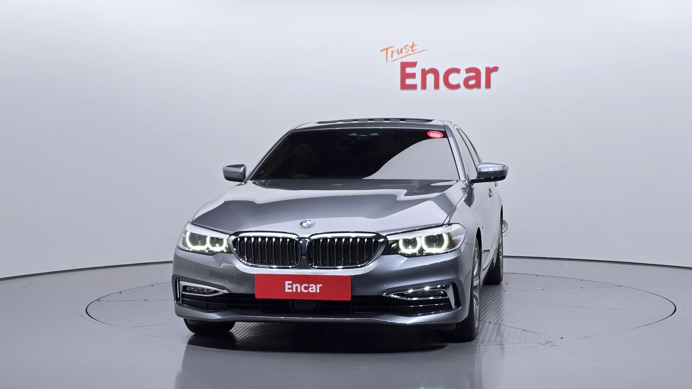 BMW 5-SERIES G30 2018