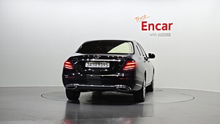 MERCEDES BENZ E-CLASS W213 2020