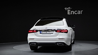MERCEDES BENZ E-CLASS W213 2023