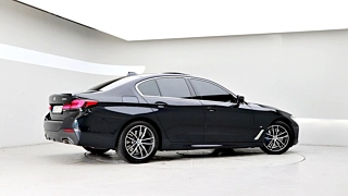 BMW 5-SERIES G30 2023
