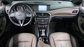 INFINITI Q30 2019