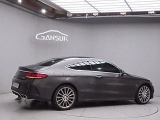 MERCEDES BENZ C-CLASS W205 2016