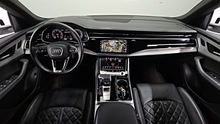 AUDI Q8 4M 2020