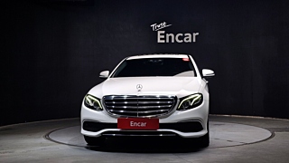 MERCEDES BENZ E-CLASS W213 2017