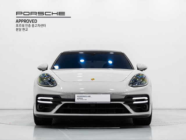PORSCHE PANAMERA 971 2021