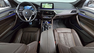 BMW 5-SERIES G30 2018