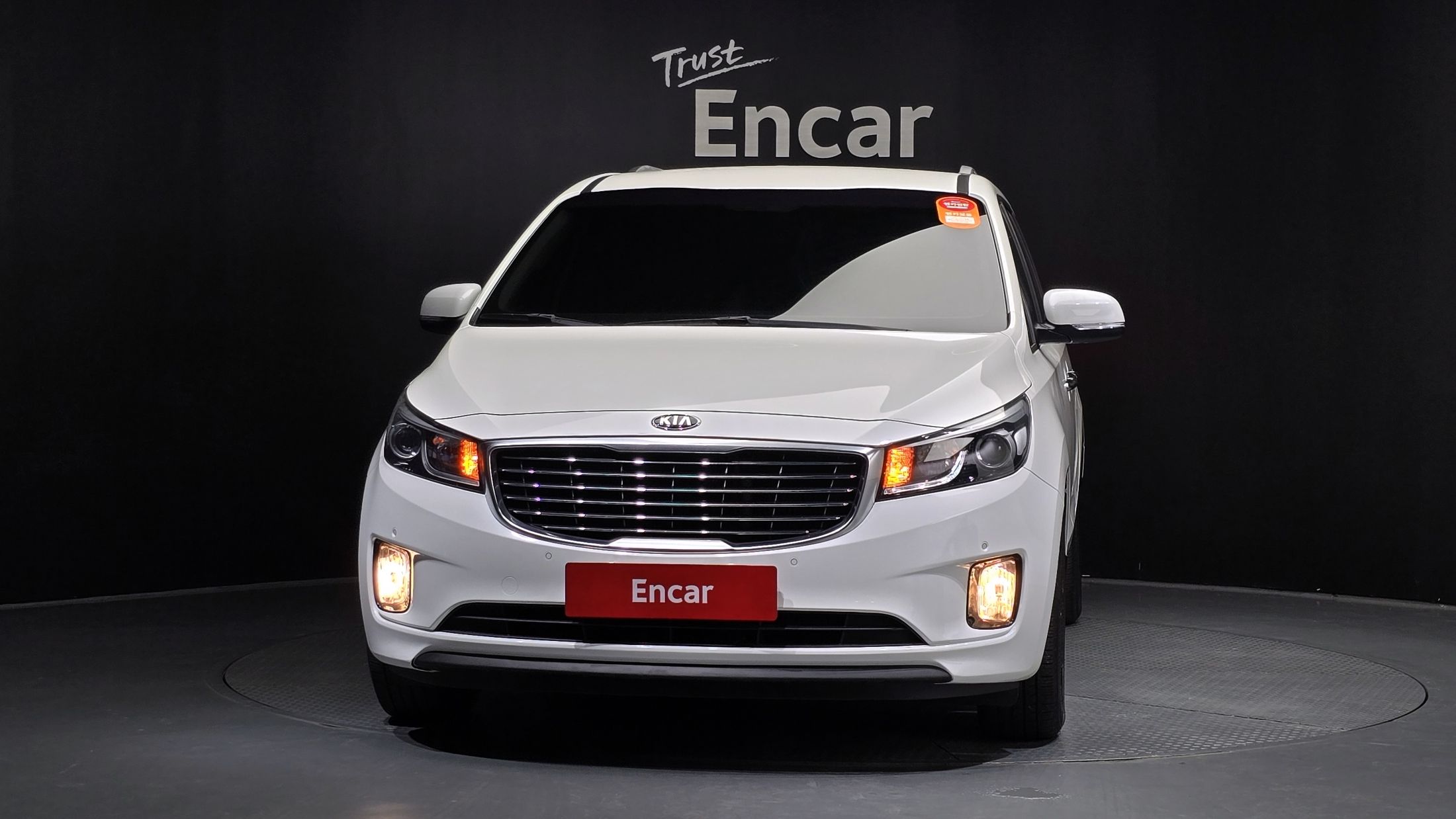 KIA CARNIVAL 2016
