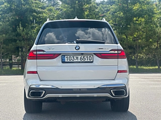 BMW X7 G07 2021