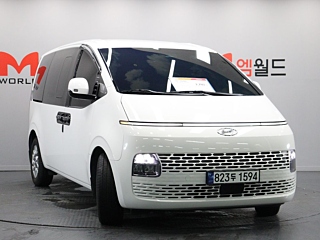 HYUNDAI STARIA 2023