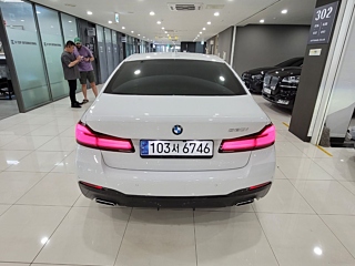 BMW 5-SERIES G30 2022