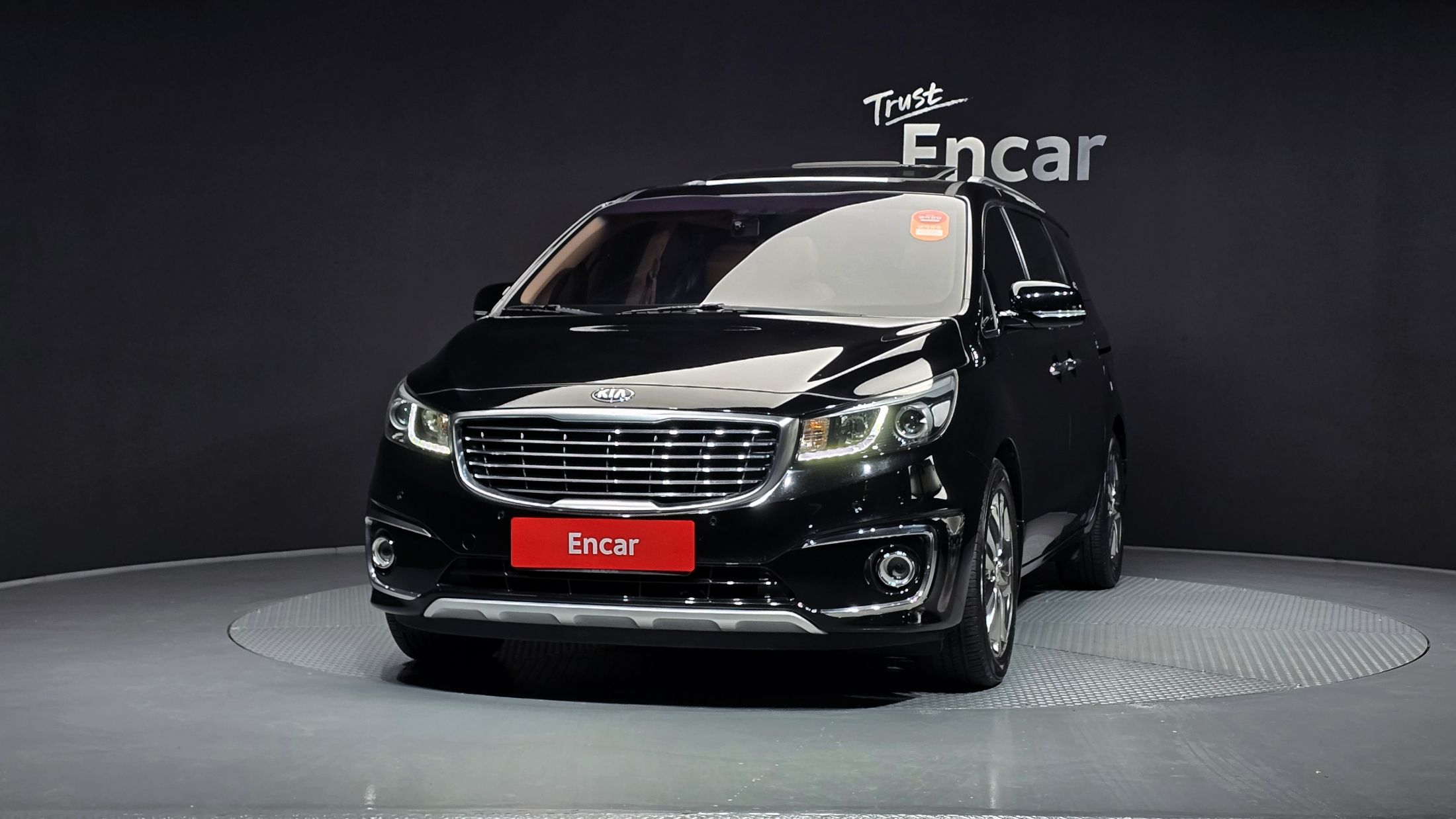 KIA CARNIVAL 2017