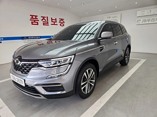 SAMSUNG QM6 2021