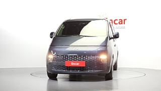 HYUNDAI STARIA 2023