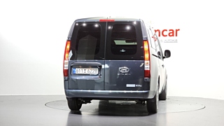 HYUNDAI STARIA 2023