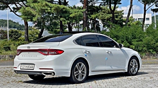 HYUNDAI GRANDEUR IG 2017