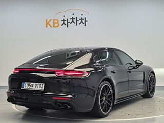 PORSCHE PANAMERA 971 2020