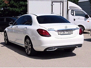 MERCEDES BENZ C-CLASS W205  C220 d Avantgarde 2021