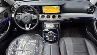 MERCEDES BENZ E-CLASS W213 2017