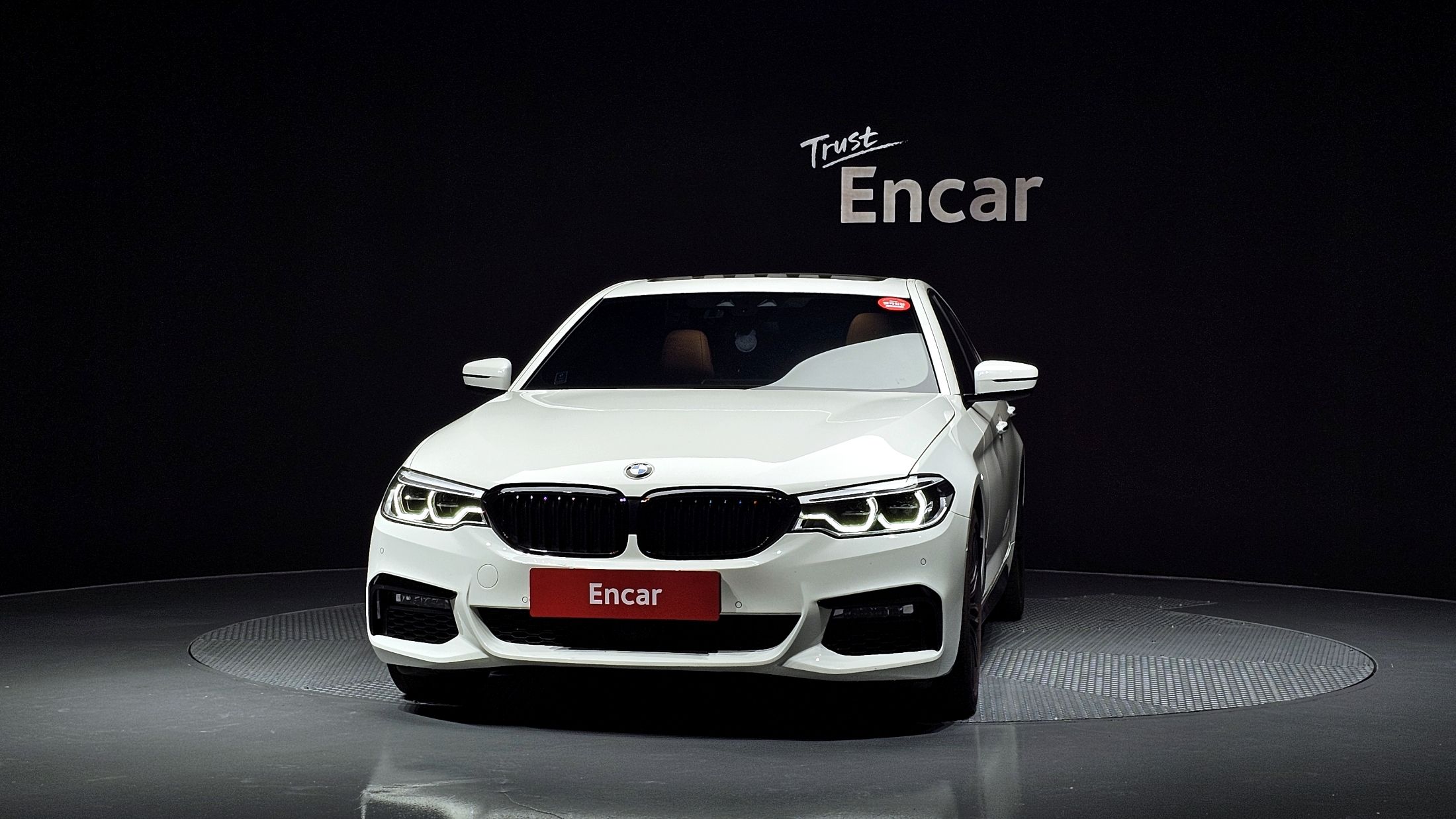 BMW 5-SERIES G30 2017