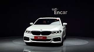 BMW 5-SERIES G30 2017