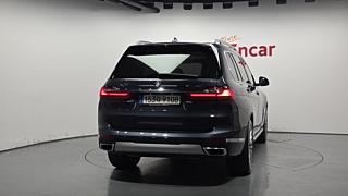 BMW X7 G07 2022