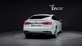 AUDI A5 F5 2023