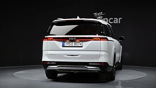 KIA CARNIVAL 2023