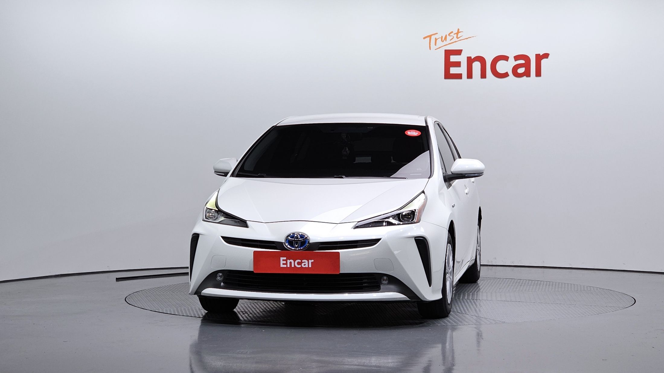 TOYOTA PRIUS 2019