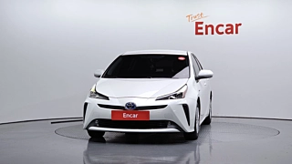 TOYOTA PRIUS 2019