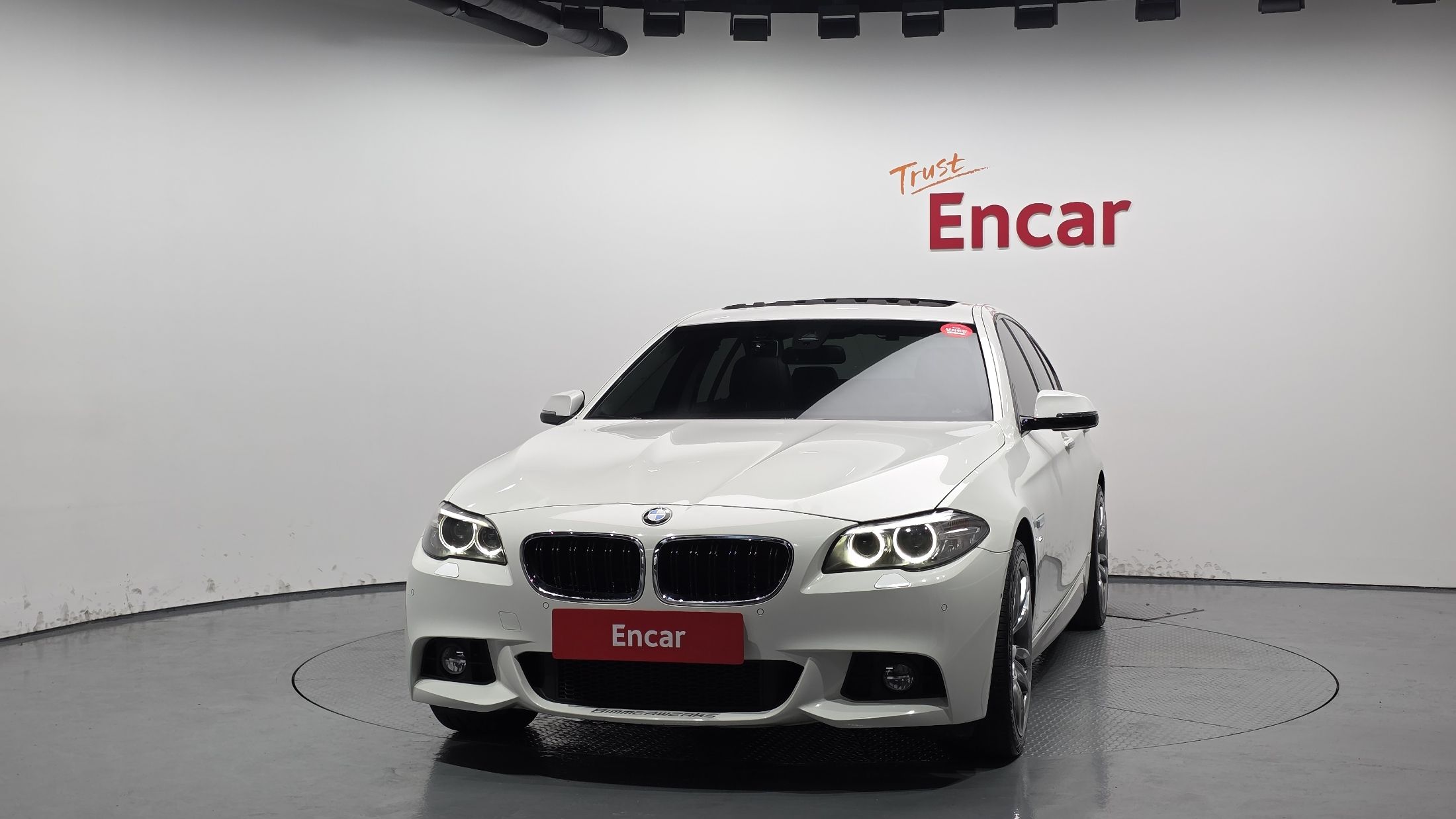 BMW 5-SERIES F10 2016