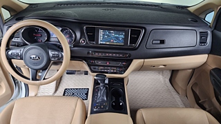 KIA CARNIVAL 2018