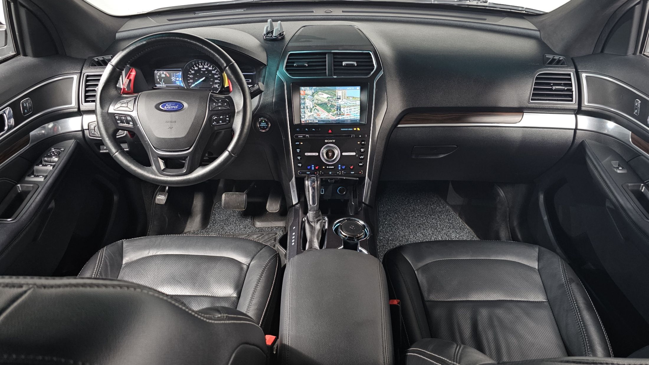 FORD EXPLORER 2017