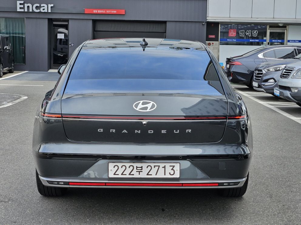 HYUNDAI GRANDEUR GN7 2023