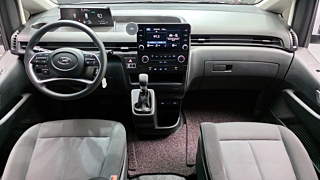 HYUNDAI STARIA 2023