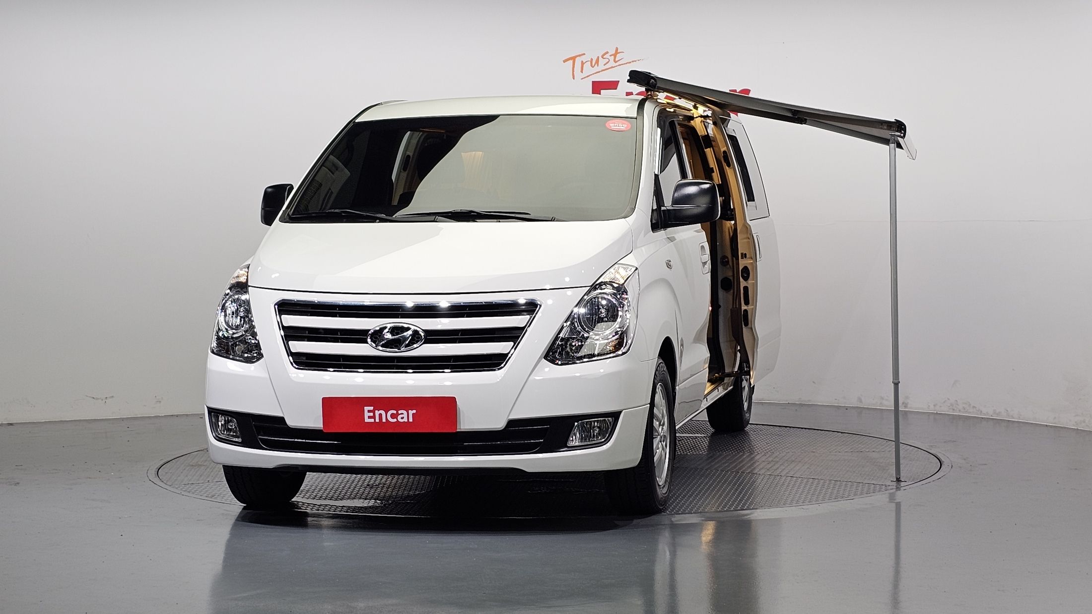 HYUNDAI STAREX GRAND 2016