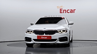 BMW 5-SERIES G30 2017