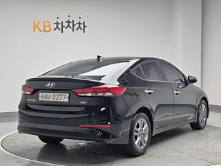 HYUNDAI AVANTE AD 2016
