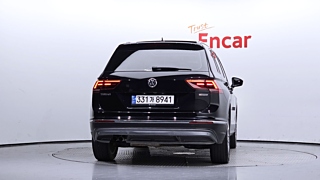 VOLKSWAGEN TIGUAN 2020
