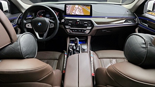 BMW 5-SERIES G30 2023