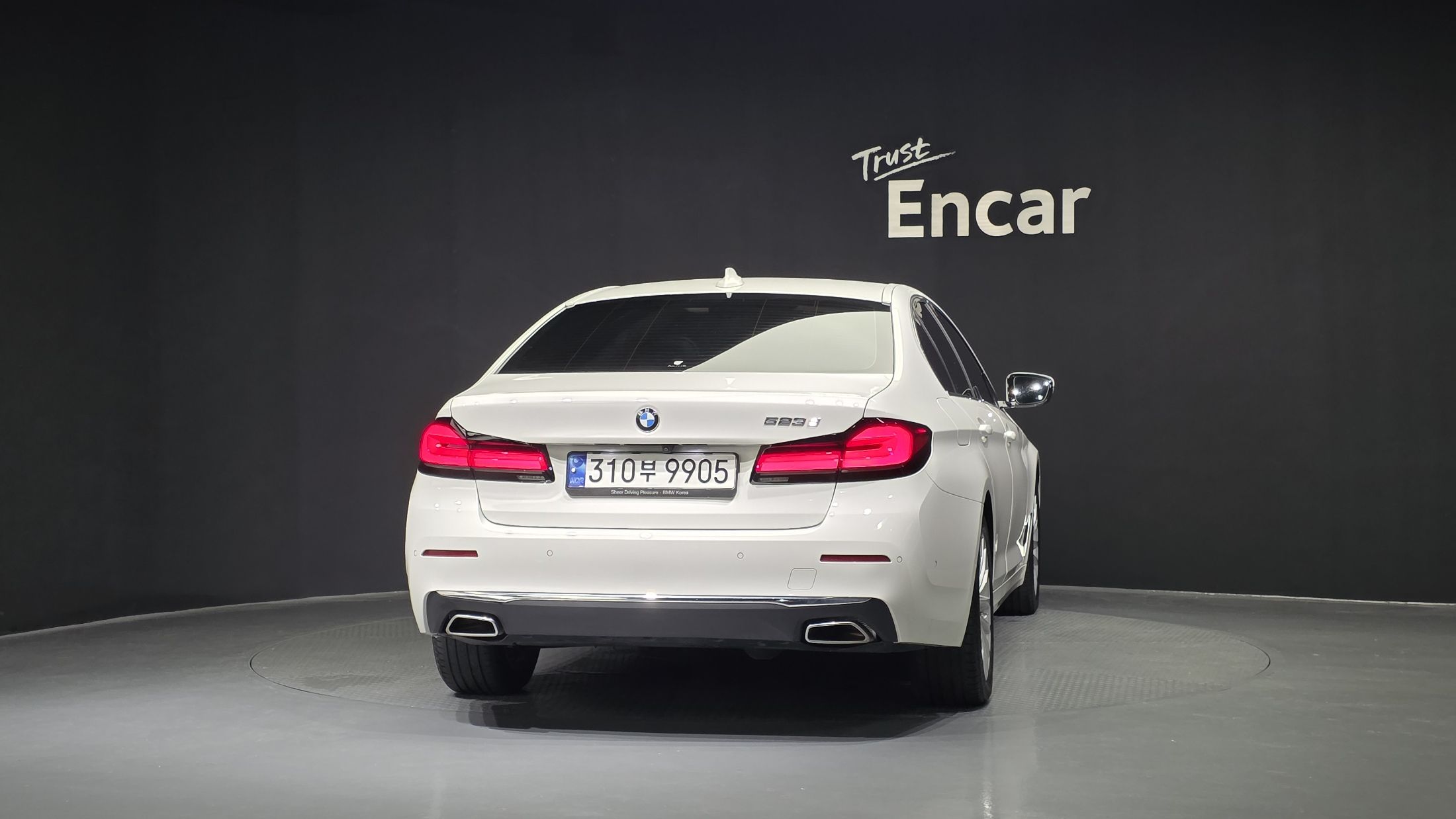 BMW 5-SERIES G30 2023