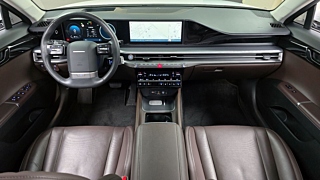 HYUNDAI GRANDEUR GN7 2023