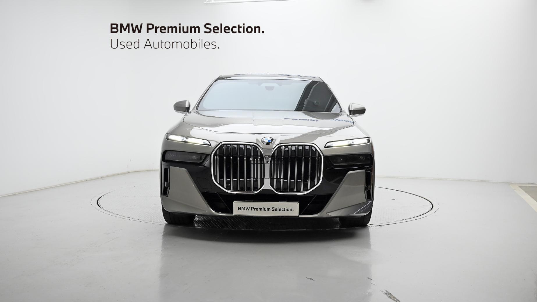 BMW 7-SERIES G70 2023