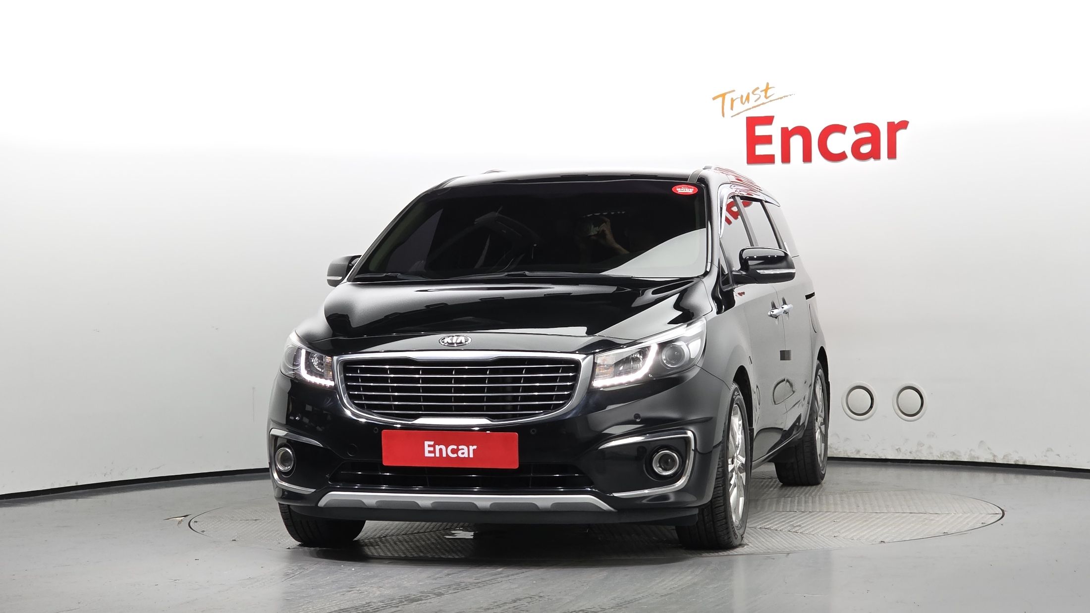 KIA CARNIVAL 2016